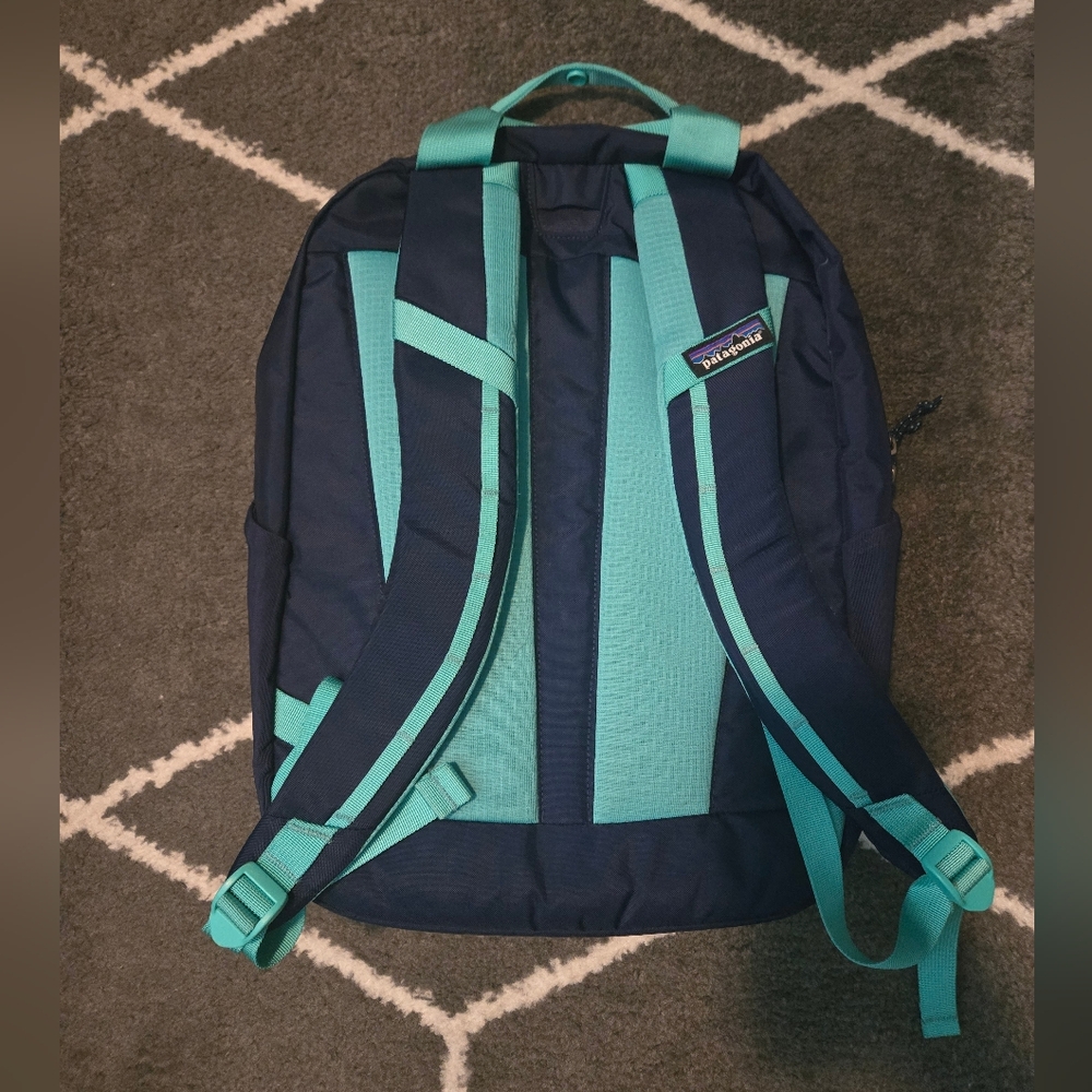 Patagonia Atom 20L tote pack - Picture 6 of 6